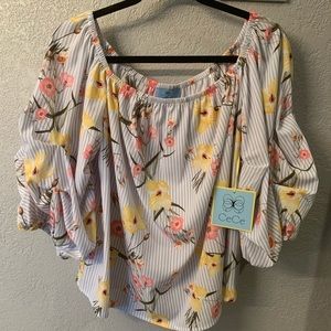 Off-the-shoulder Floral Top